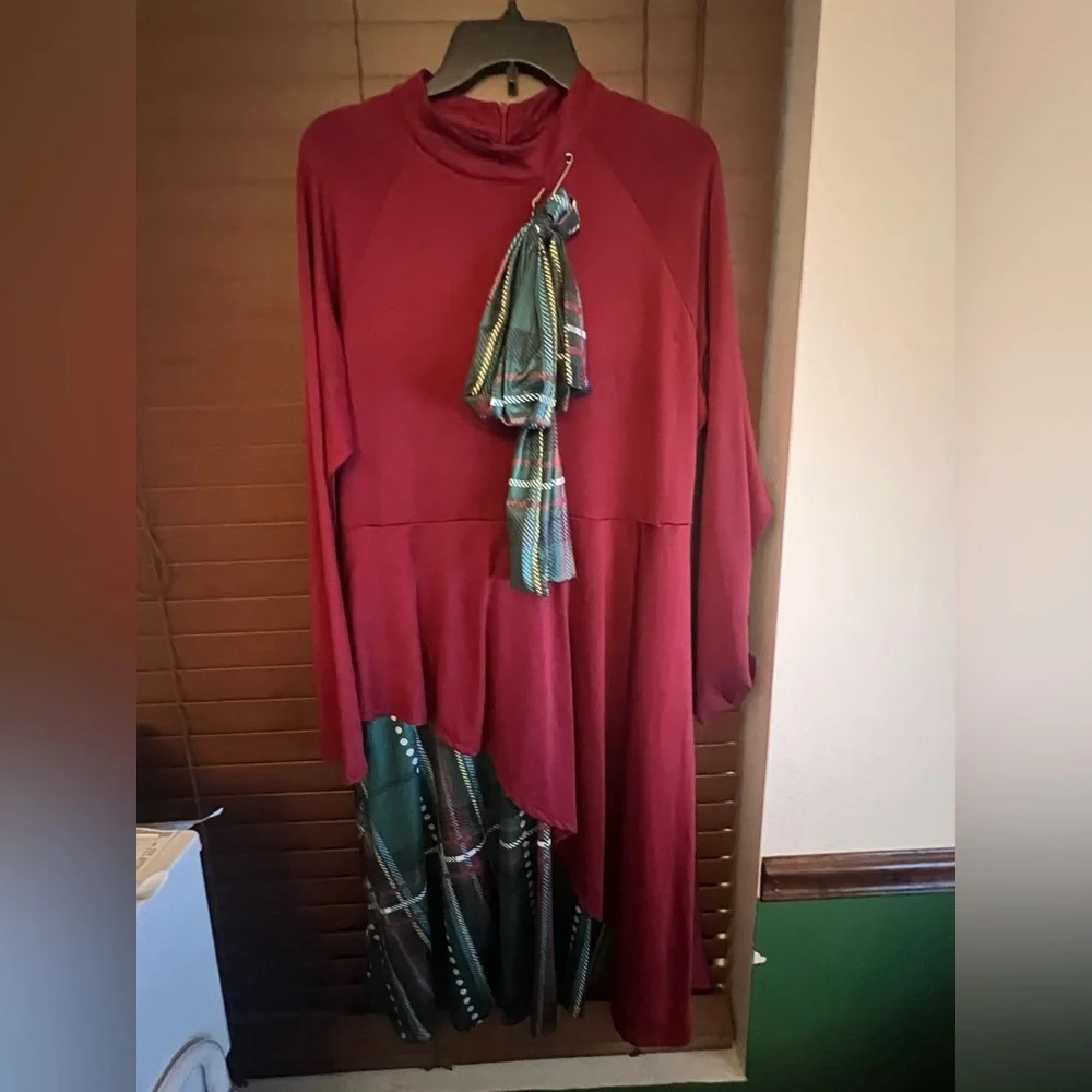 Red dress with Christmas plaid - Picture 1 of 4